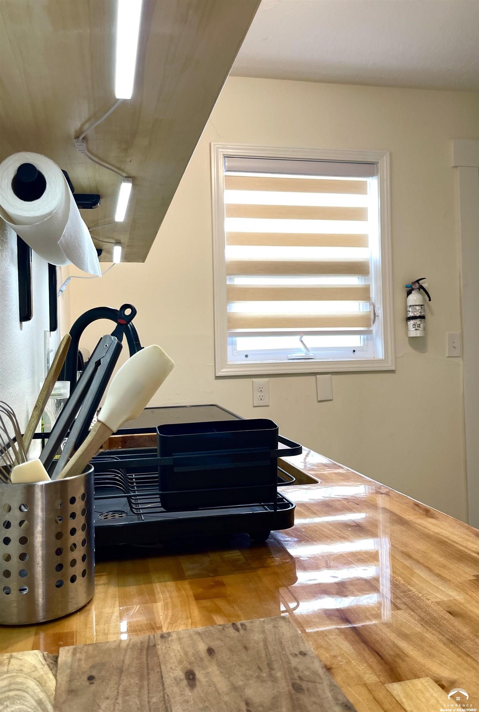 1515 West 3rd Street Lawrence, KS 66044 - Photo 9 of 31