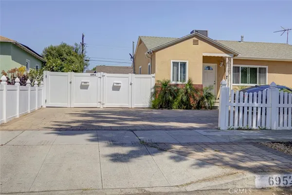 $3,550 | 6954 Jellico Avenue, Van Nuys, CA 91406