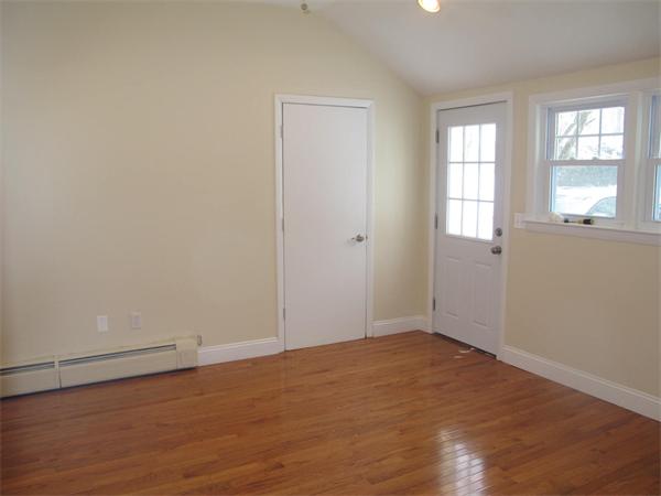 25 Chippewa Road Worcester, MA 01602 - Photo 11 of 22 Gallery Image 11