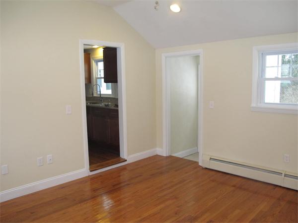 25 Chippewa Road Worcester, MA 01602 - Photo 12 of 22 Gallery Image 12
