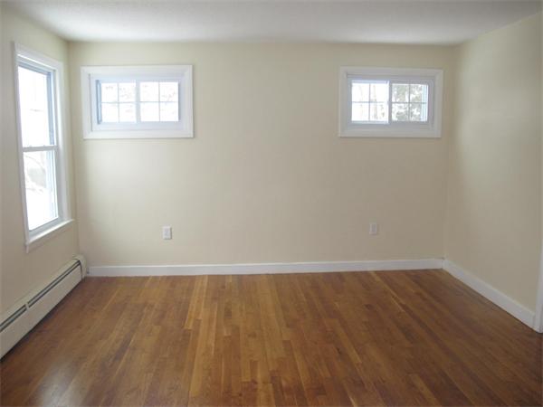 25 Chippewa Road Worcester, MA 01602 - Photo 9 of 22 Gallery Image 9