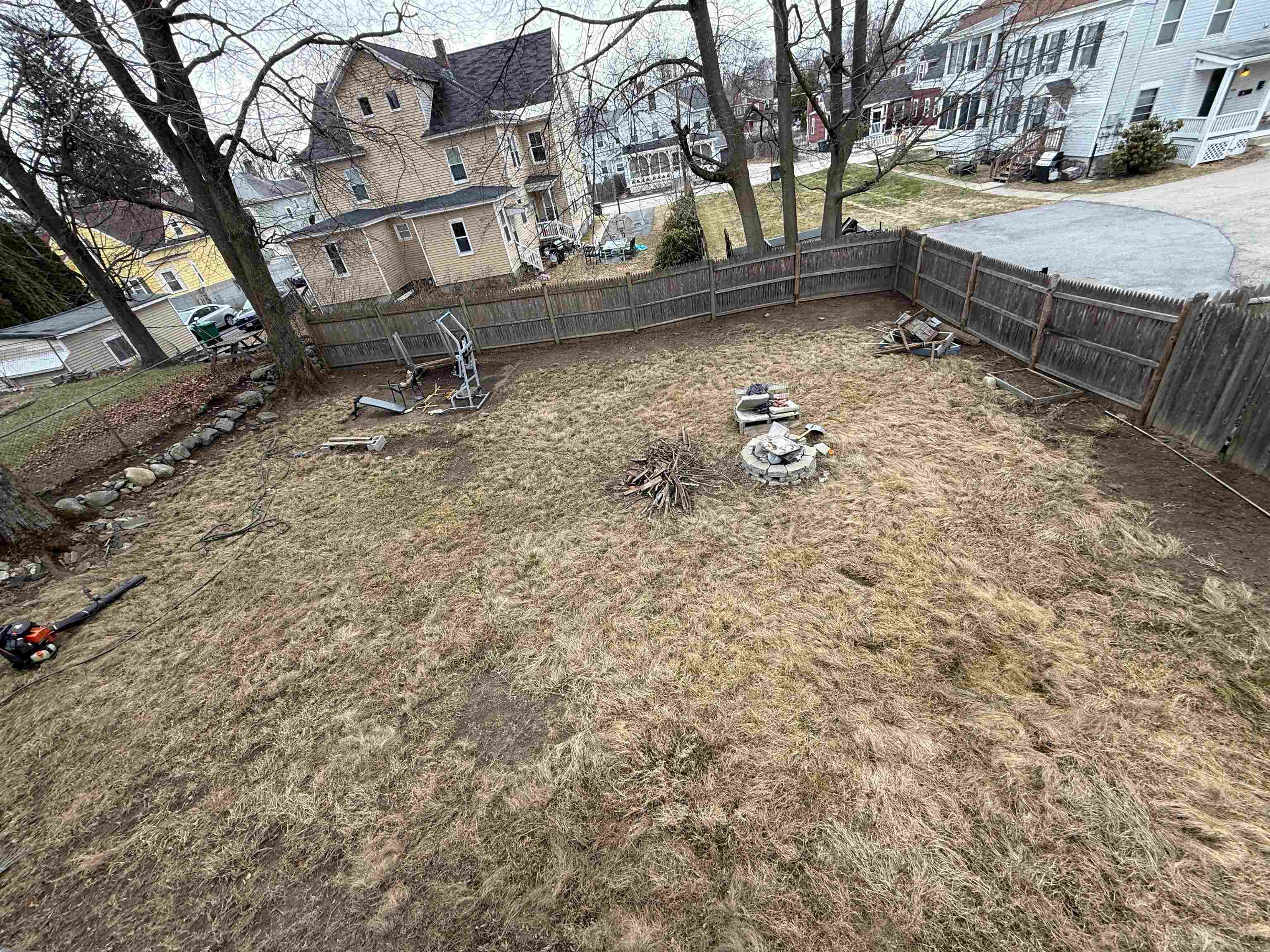 32 Norton Street Nashua, NH 03064 - Photo 2 of 23