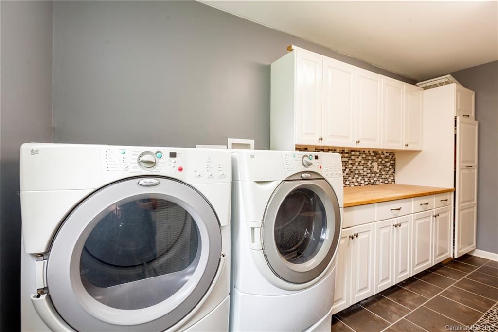 3515 Lake Shore Road South Denver, NC 28037 - Photo 25 of 46 a utility room with dryer and washer