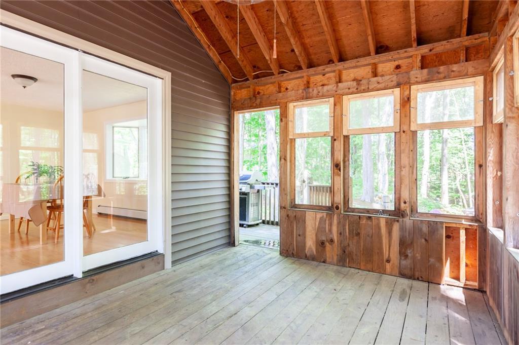 27 Cheverus Road Cape Elizabeth, ME 04107 - Photo 23 of 31 3 Season porch