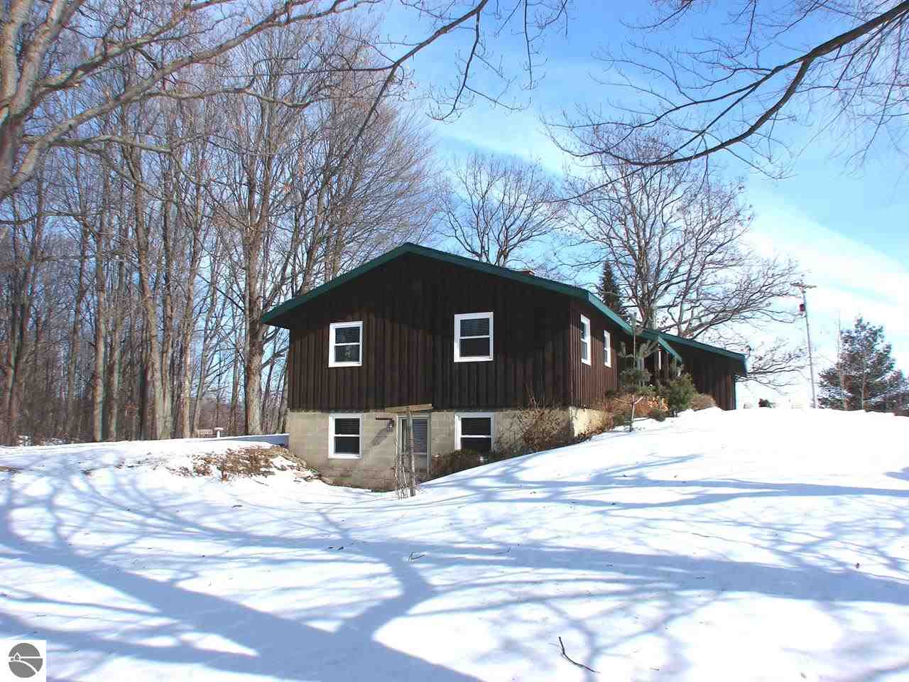 4168 North Union Road Alma, MI 48801 - Photo 3 of 52 1795612-2.JPG