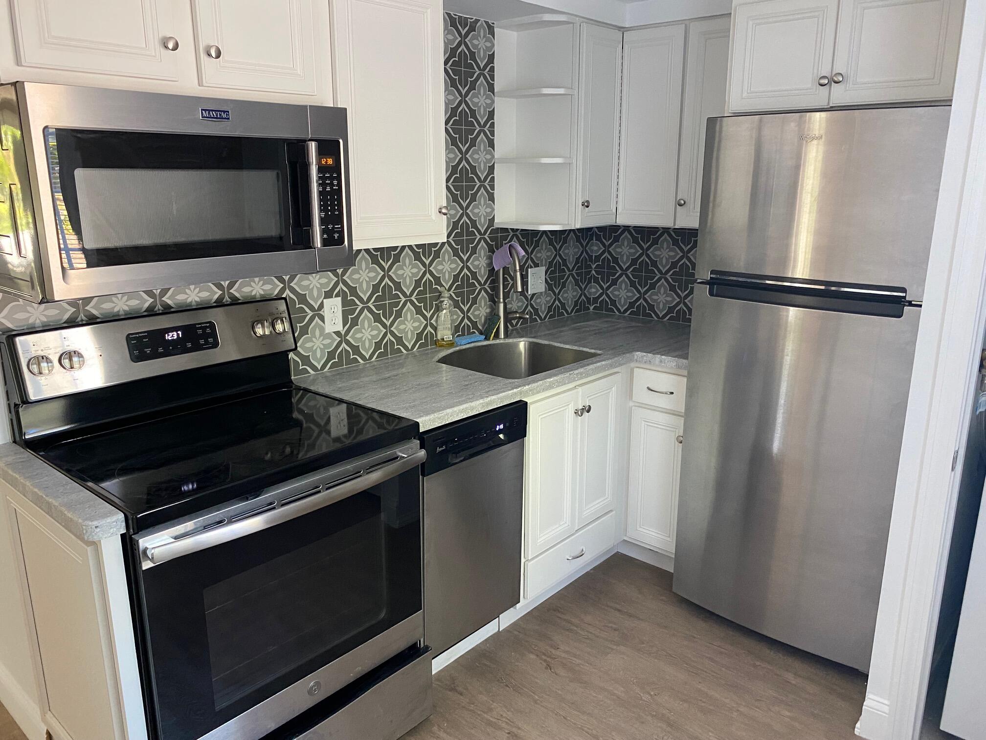 51 Frances Helen Road, Unit 51 Yarmouth Port, MA 02675 - Photo 2 of 13 fh9b