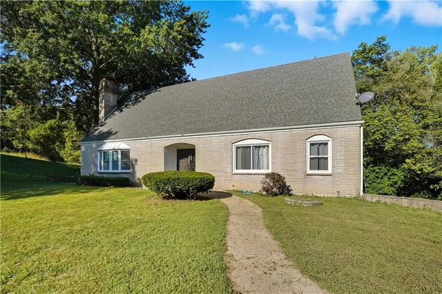 $250,000 | 6136-6134 Brooklyn Avenue, Kansas City, MO 64130