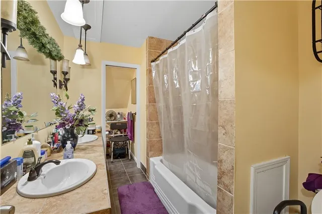 $250,000 | 6136-6134 Brooklyn Avenue, Kansas City, MO 64130