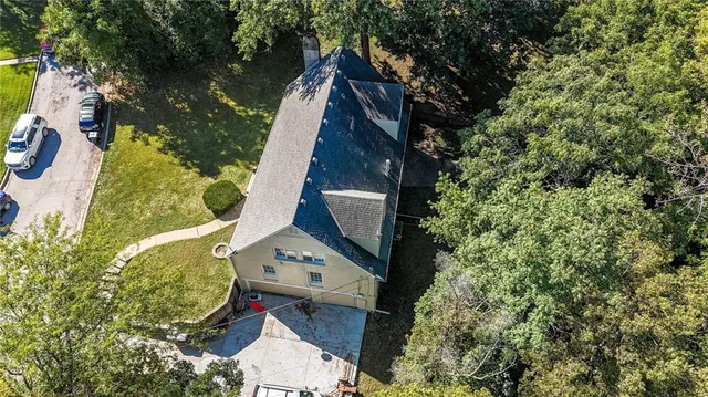 $250,000 | 6136-6134 Brooklyn Avenue, Kansas City, MO 64130