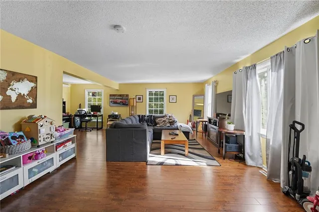 $250,000 | 6136-6134 Brooklyn Avenue, Kansas City, MO 64130