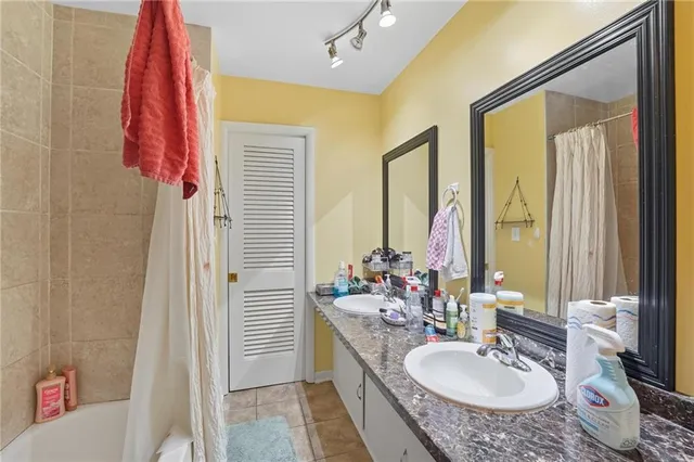 $250,000 | 6136-6134 Brooklyn Avenue, Kansas City, MO 64130