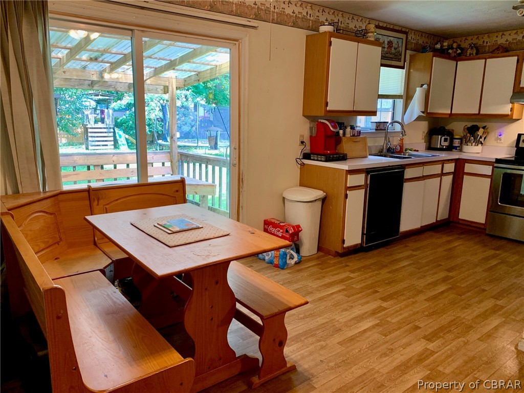760 Coachpoint Road Hartfield, VA 23071 - Photo 4 of 15 Gallery Image 4