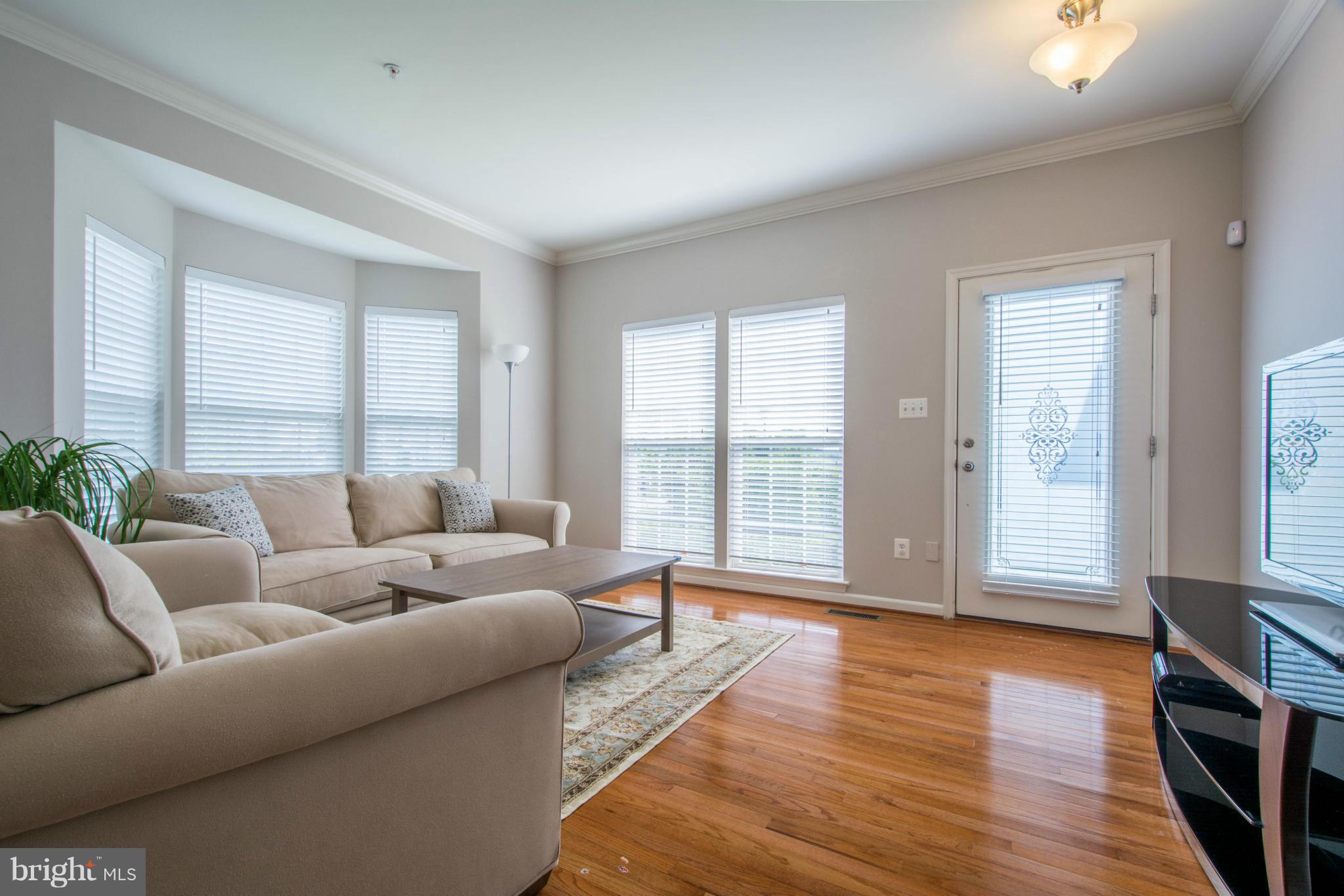 1602 Durham Way Hanover, MD 21076 - Photo 2 of 30 Living Room