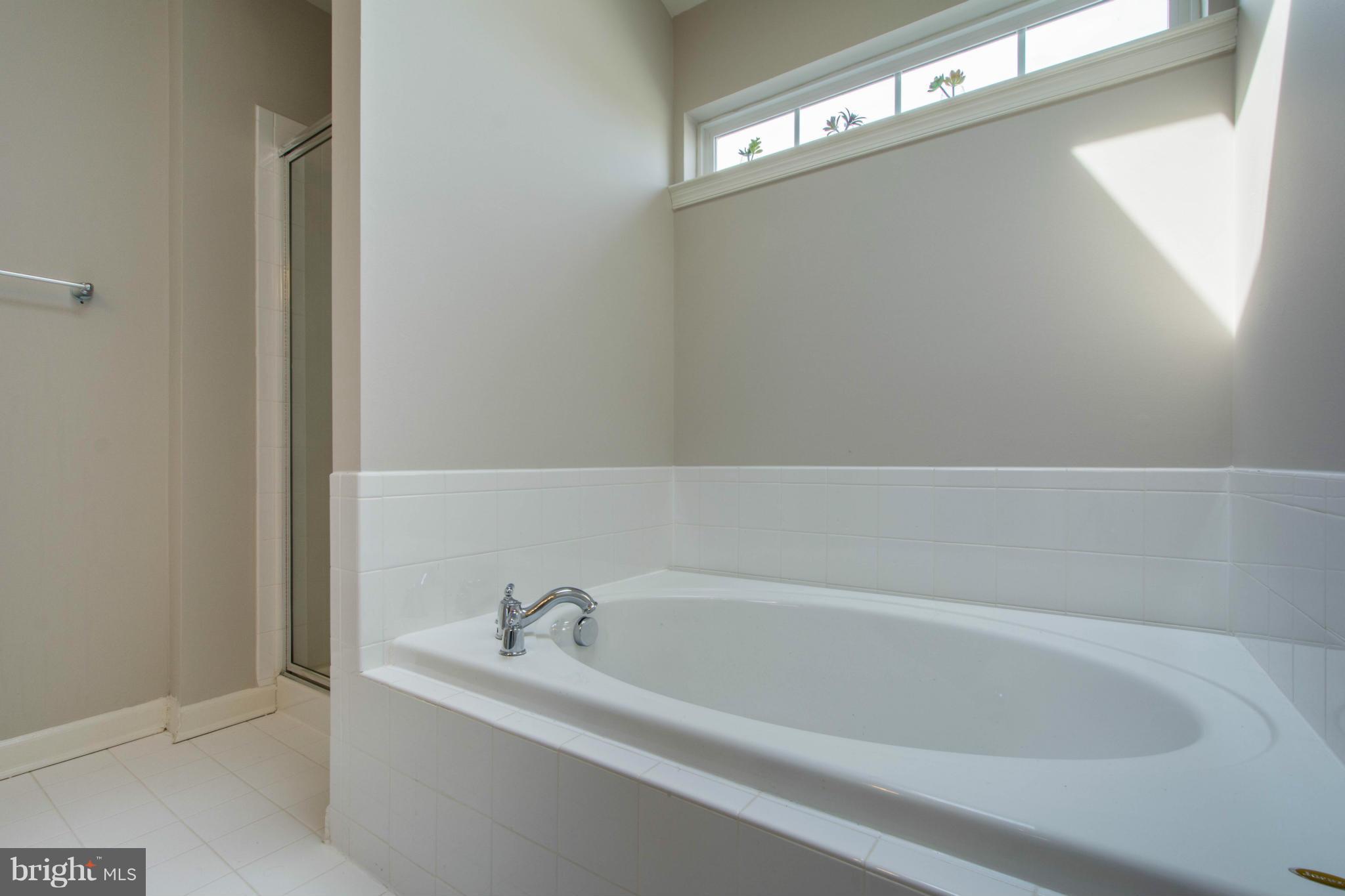 1602 Durham Way Hanover, MD 21076 - Photo 17 of 30 Bath (Master)