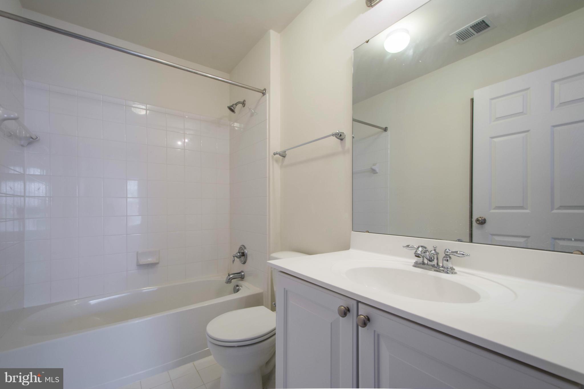 1602 Durham Way Hanover, MD 21076 - Photo 22 of 30 Upper Level Bath