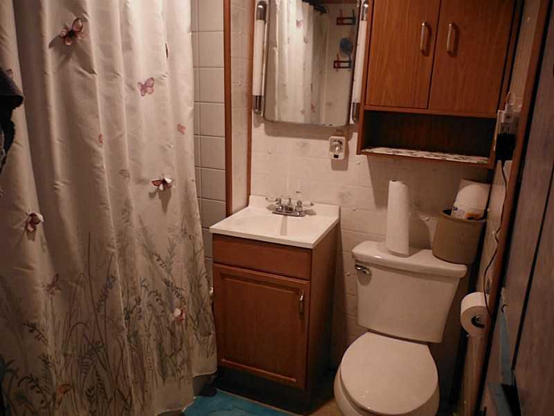 436 Lindsay Road Zelienople, PA 16063 - Photo 14 of 20 Master Bath/Spa.