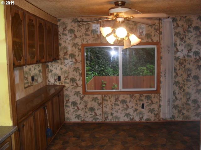 1284 Mountain View Road Kalama, WA 98625 - Photo 13 of 16 Gallery Image 13