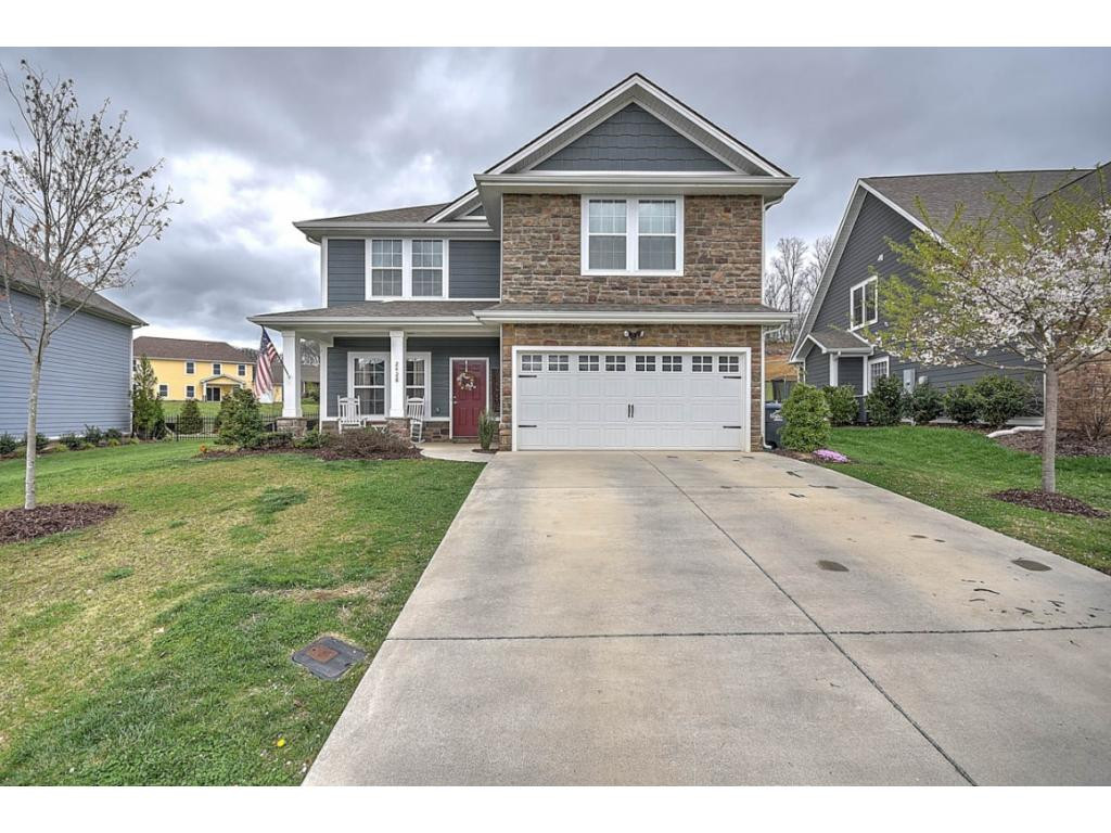 2428 Edinburgh Channel Road Kingsport, TN 37664 - Photo 1 of 36 Photo 1