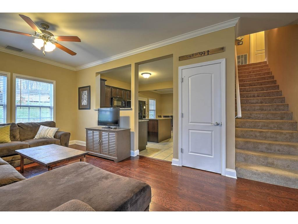 2428 Edinburgh Channel Road Kingsport, TN 37664 - Photo 8 of 36 Photo 8