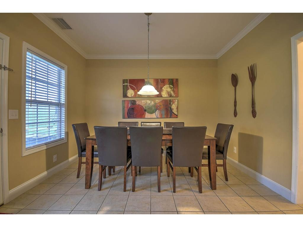2428 Edinburgh Channel Road Kingsport, TN 37664 - Photo 10 of 36 Photo 10