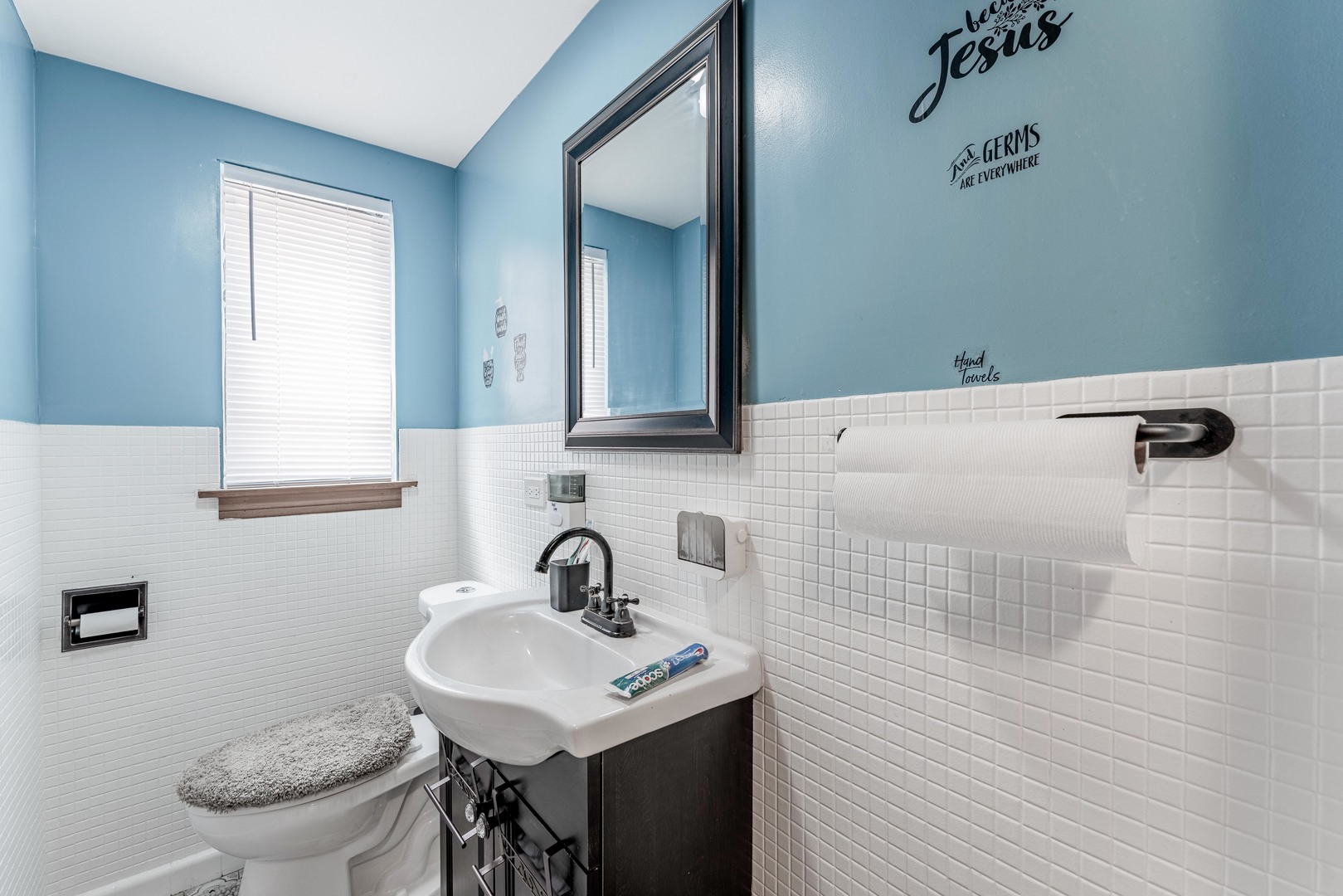 1820 Maple Avenue Berwyn, IL 60402 - Photo 16 of 32