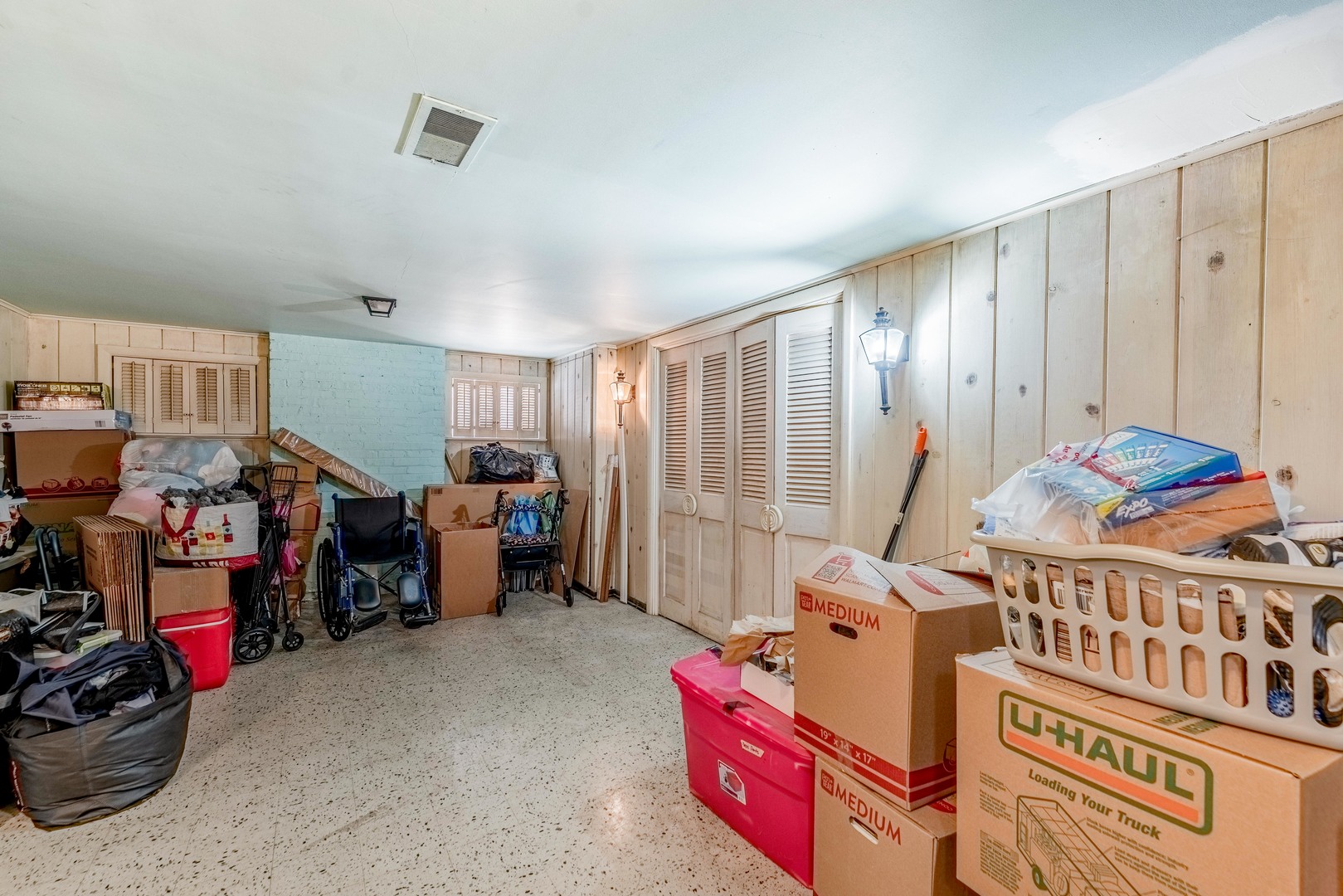 1820 Maple Avenue Berwyn, IL 60402 - Photo 22 of 32