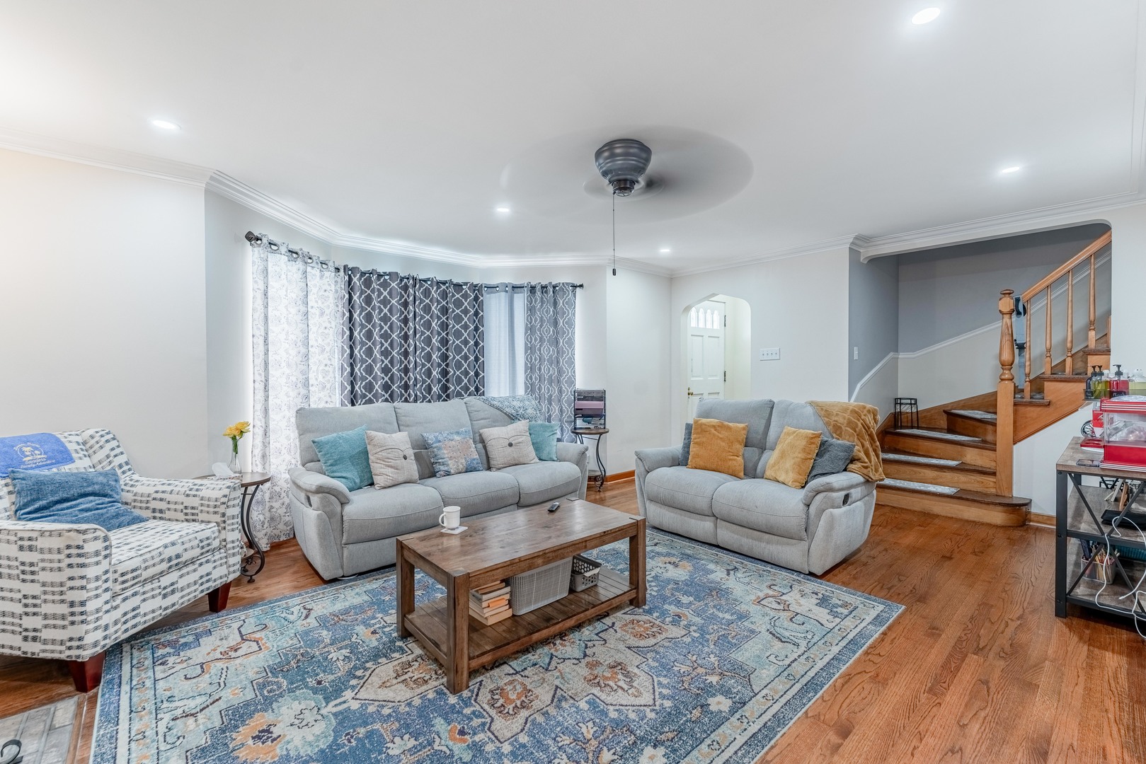 1820 Maple Avenue Berwyn, IL 60402 - Photo 4 of 32