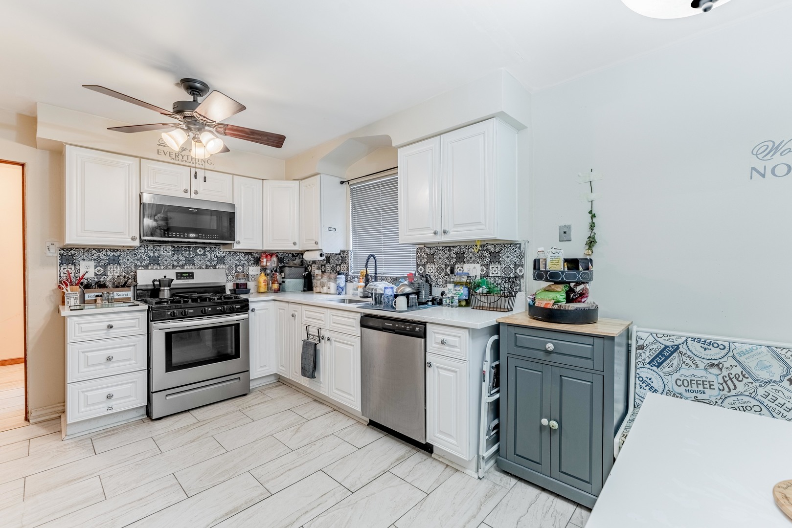 1820 Maple Avenue Berwyn, IL 60402 - Photo 9 of 32