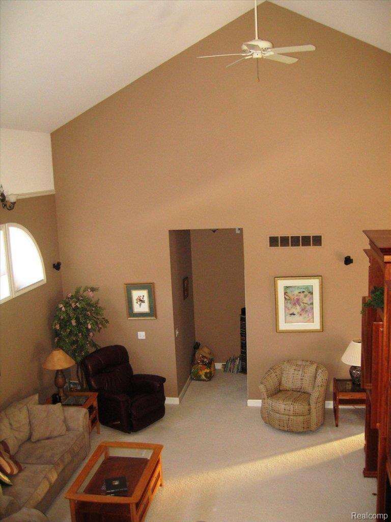 11162 Rivendell Court Pinckney, MI 48169 - Photo 6 of 25 Great Room Cathedral Vault