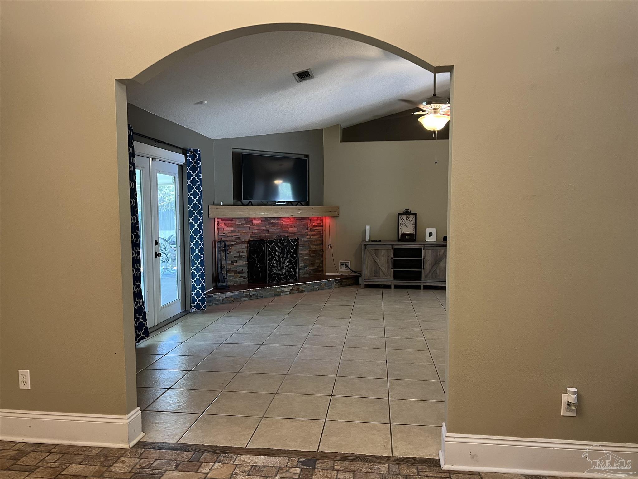 12465 Red Cloud Road Pensacola, FL 32507 - Photo 14 of 68 a view of a livingroom with furniture