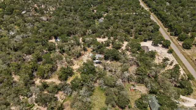 $355,000 | 129 Kothmann Road, La Vernia, TX 78121