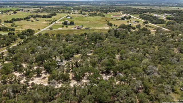 $355,000 | 129 Kothmann Road, La Vernia, TX 78121