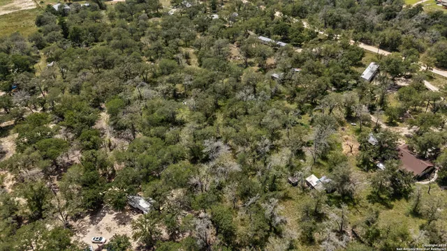 $355,000 | 129 Kothmann Road, La Vernia, TX 78121