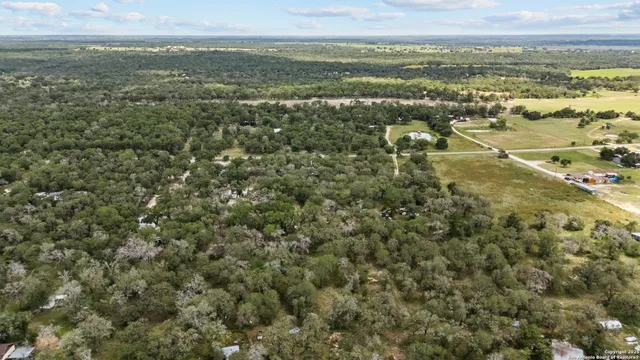 $355,000 | 129 Kothmann Road, La Vernia, TX 78121