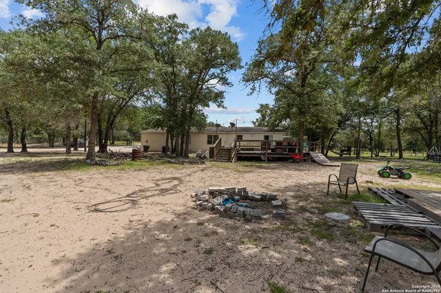$355,000 | 129 Kothmann Road, La Vernia, TX 78121