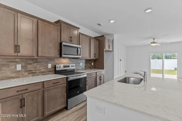 $2,225 | 7114 Fisk Drive Northeast, Unit 91, Leland, NC 28451