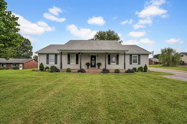 $249,900 | 125 Nall Street, Clay, KY 42404