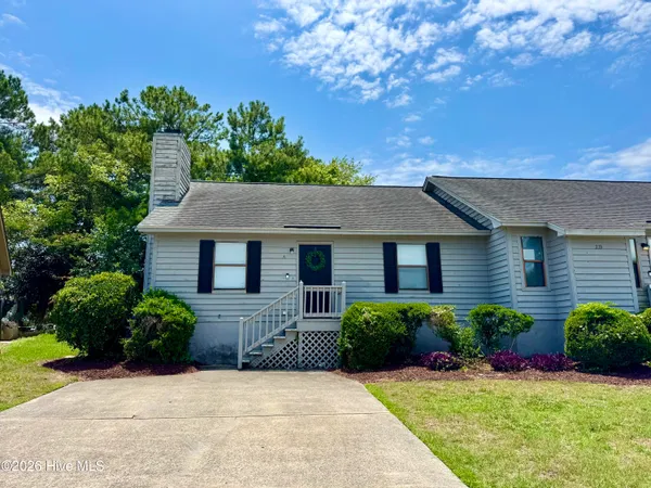 $1,000 | 233 Wyndham Circle, Unit A, Greenville, NC 27858