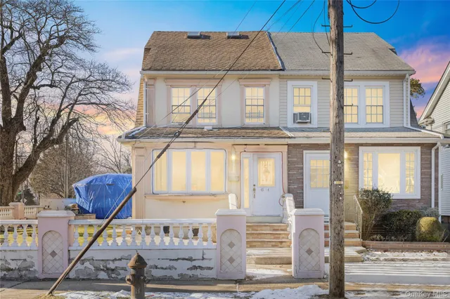 $924,900 | 45-64 170th Street | Flushing