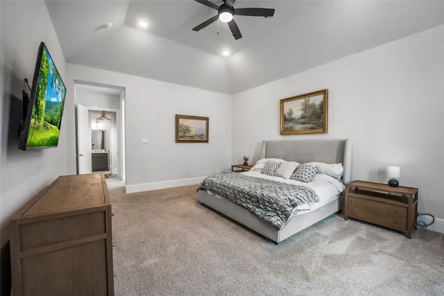 $699,900 | 622 Platinum Stone Lane, Pinehurst, TX 77362