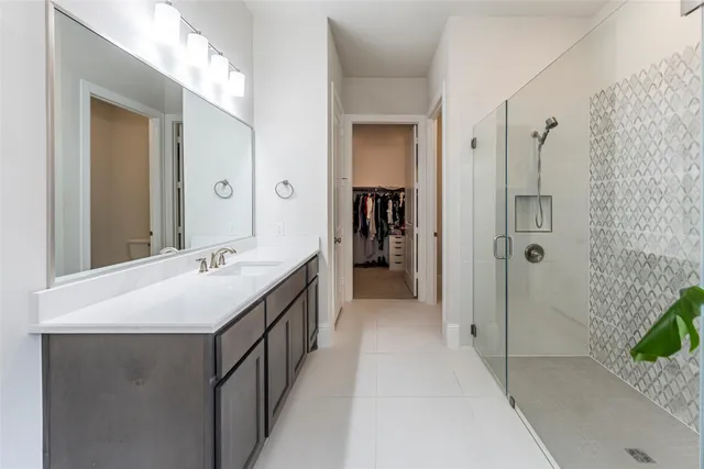 $699,900 | 622 Platinum Stone Lane, Pinehurst, TX 77362