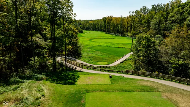 $750,000 | 10380 Holliday Farms Boulevard, Zionsville, IN 46077