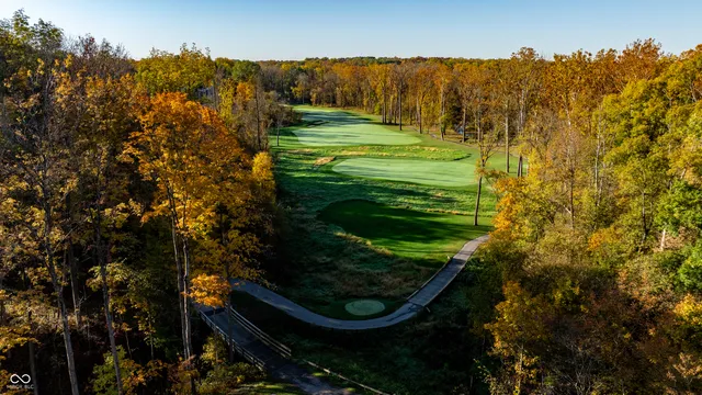 $750,000 | 10380 Holliday Farms Boulevard, Zionsville, IN 46077