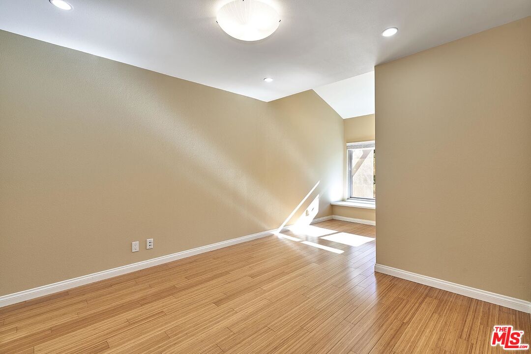 28227 Ridgepoint Court Rancho Palos Verdes, CA 90275 - Photo 29 of 34 a view of empty room with wooden floor
