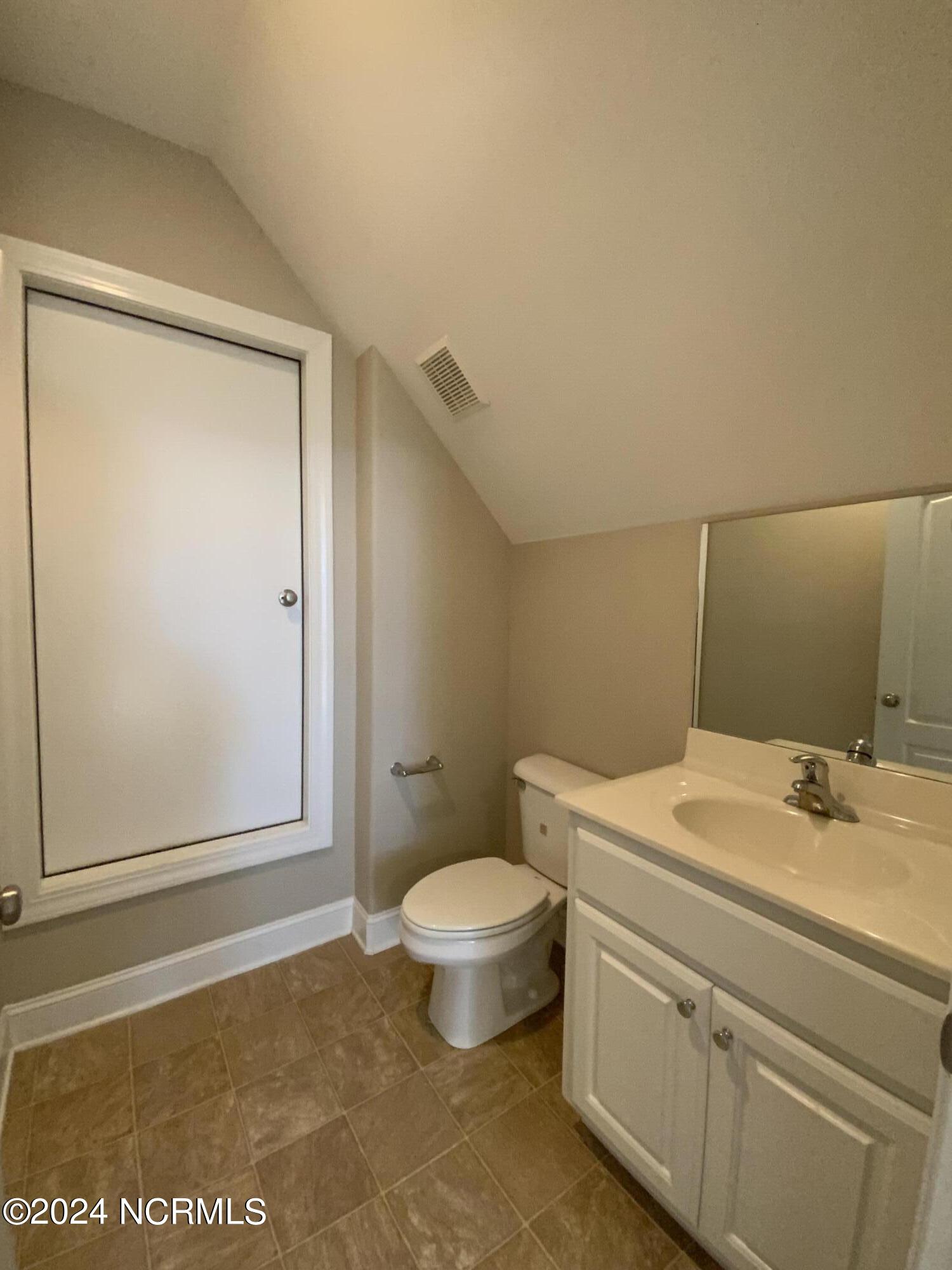 105 Westerly Road New Bern, NC 28560 - Photo 11 of 18 IMG_3665