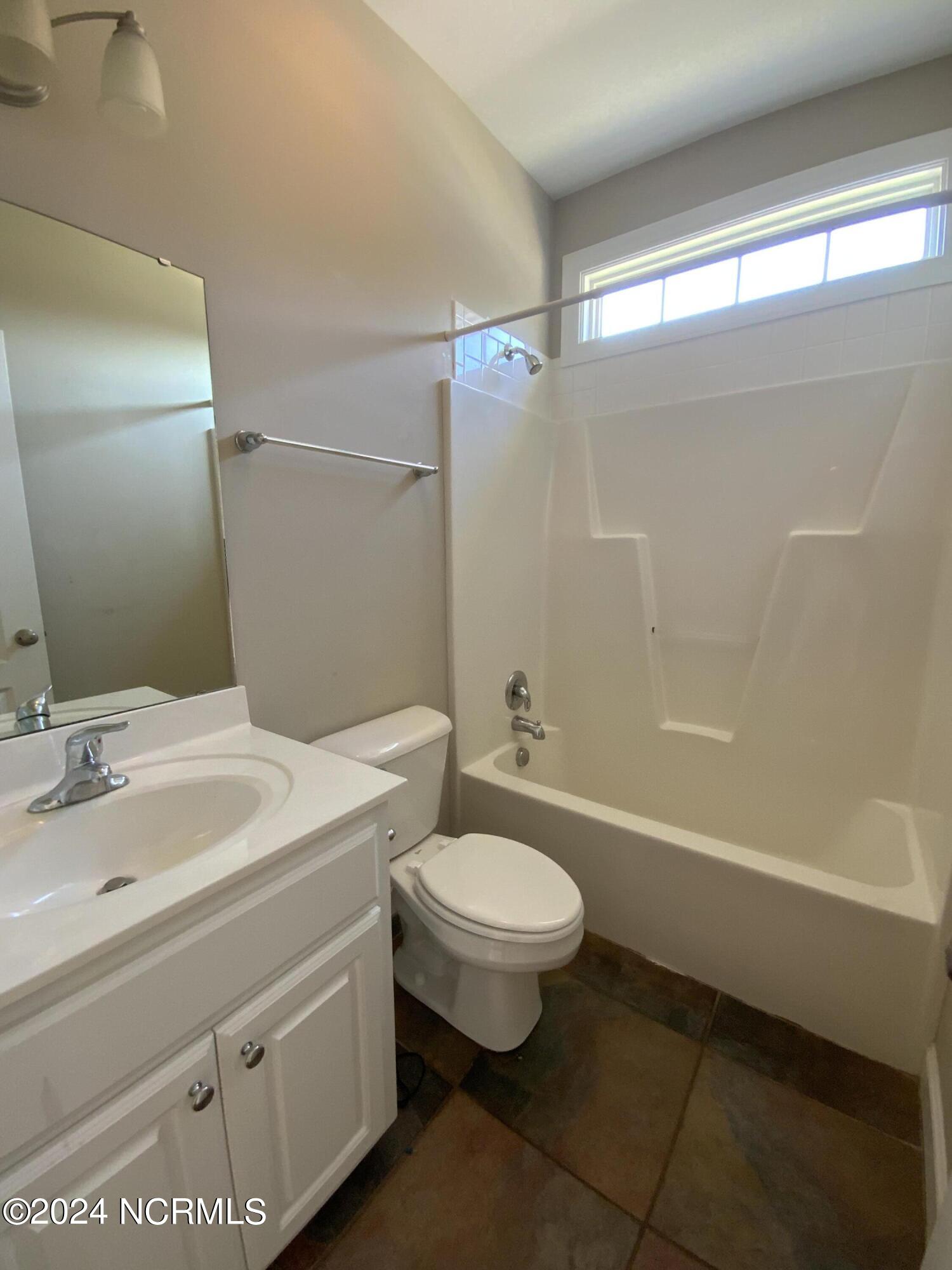 105 Westerly Road New Bern, NC 28560 - Photo 14 of 18 IMG_3670