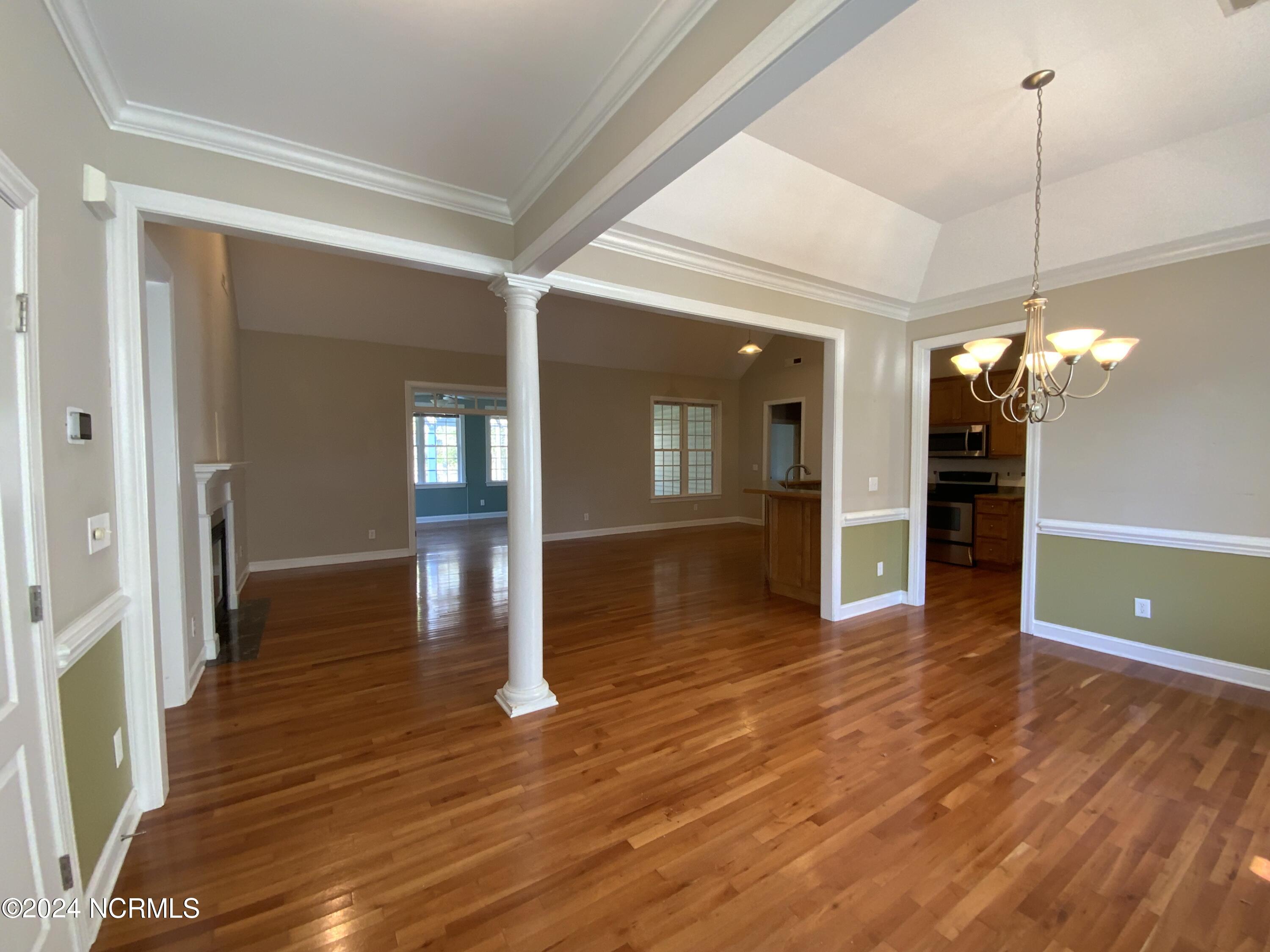 105 Westerly Road New Bern, NC 28560 - Photo 2 of 18 IMG_3647