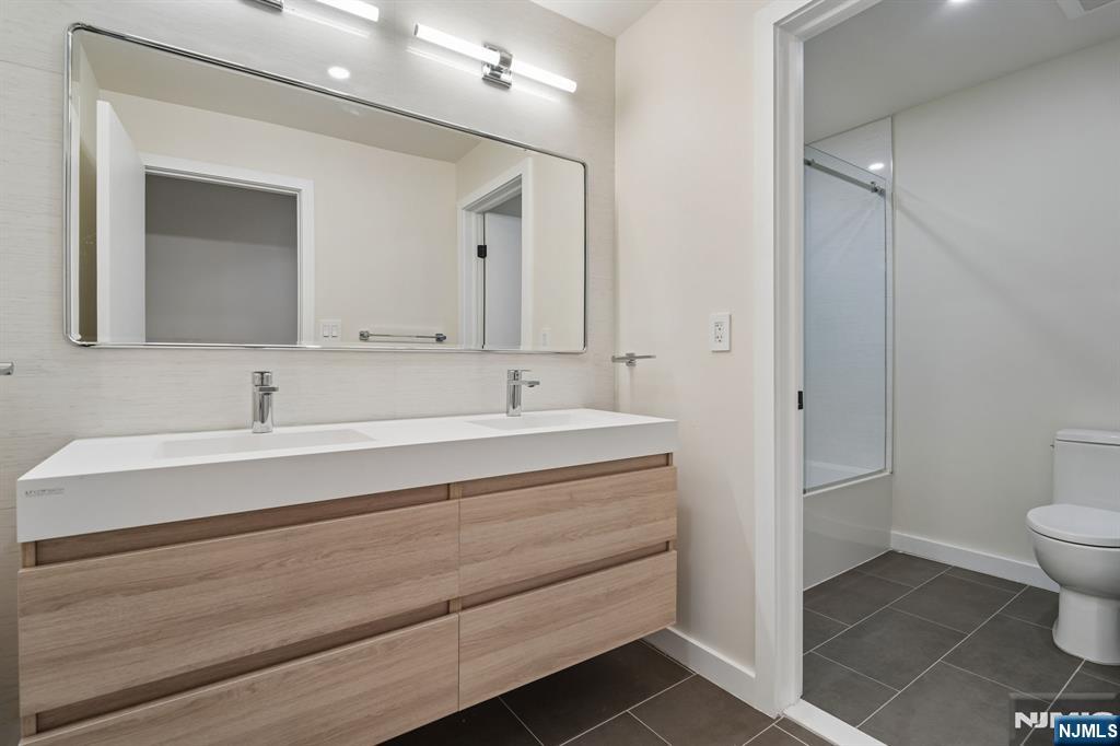 45 Meadow Street Demarest, NJ 07627 - Photo 27 of 42