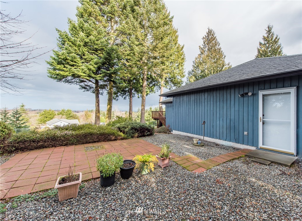 132 Henkes Road Sequim, WA 98382 - Photo 6 of 23