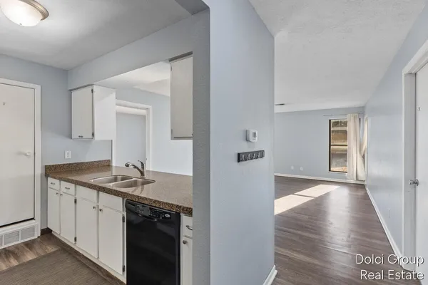 $149,900 | 11361 40th Avenue, Unit 12, Allendale, MI 49401